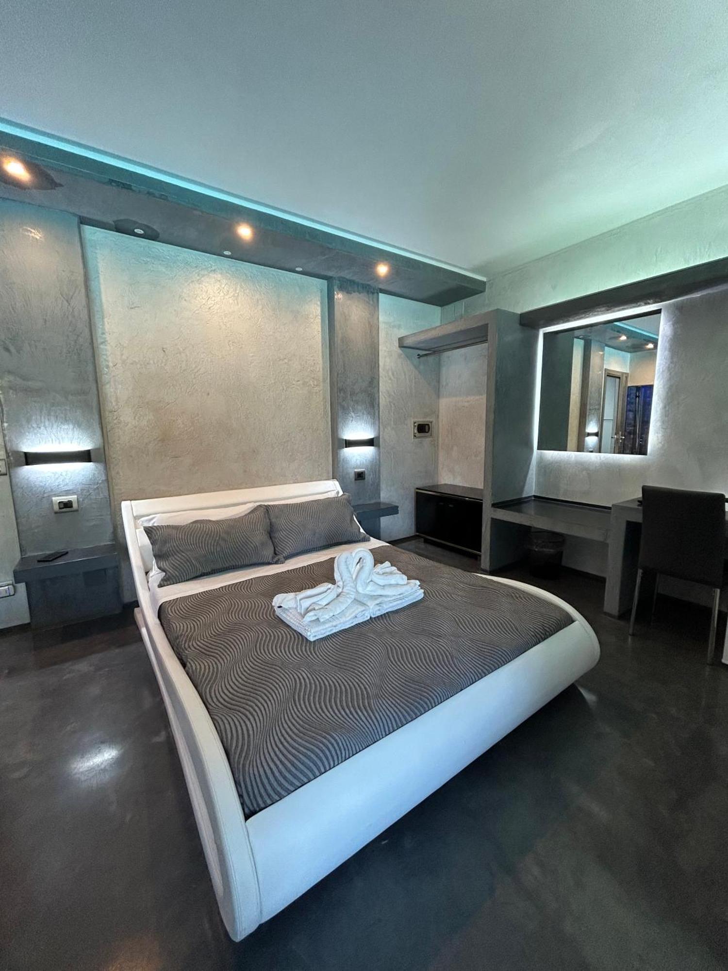 Residence Villa Rosa Dei Venti Чинизи Екстериор снимка