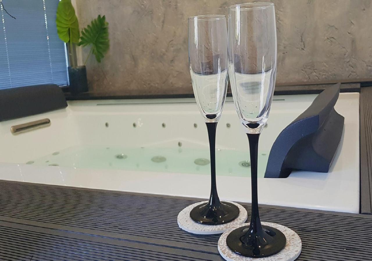 Residence Villa Rosa Dei Venti Чинизи Екстериор снимка